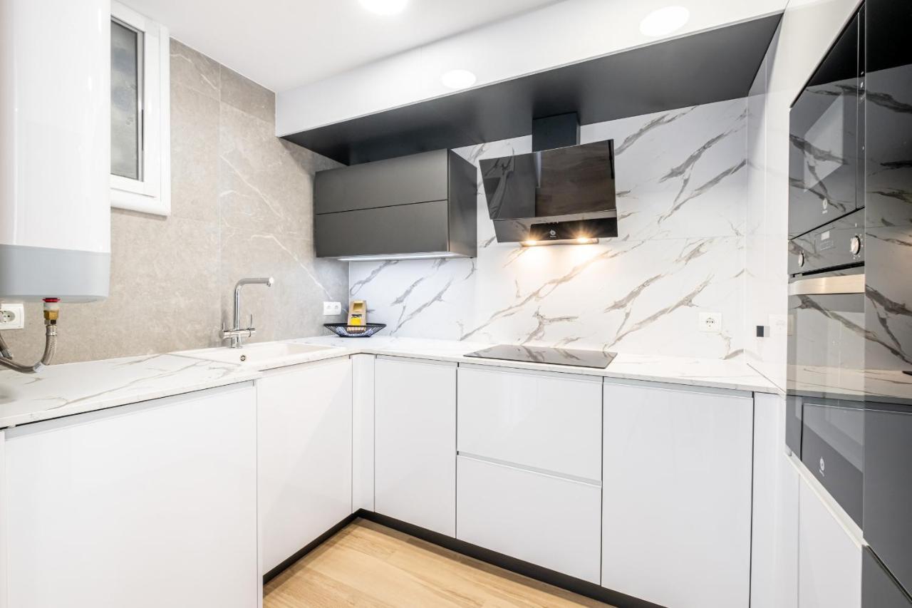 Cachirulo Deluxe 13-b Levante * Benidorm